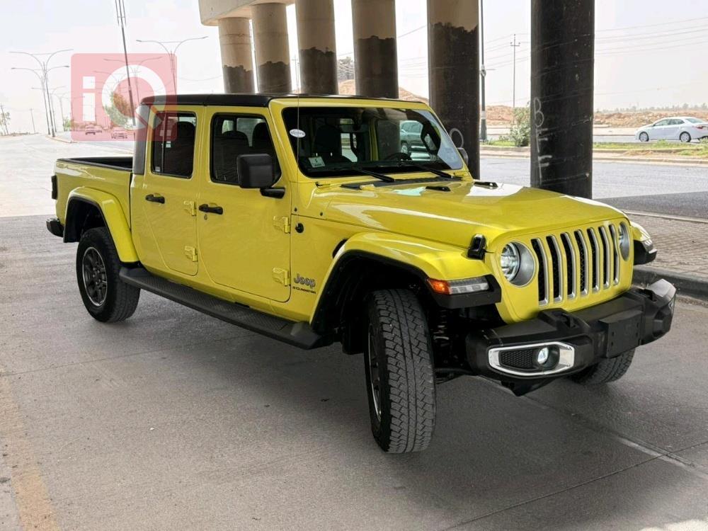 جيب جلاديتور